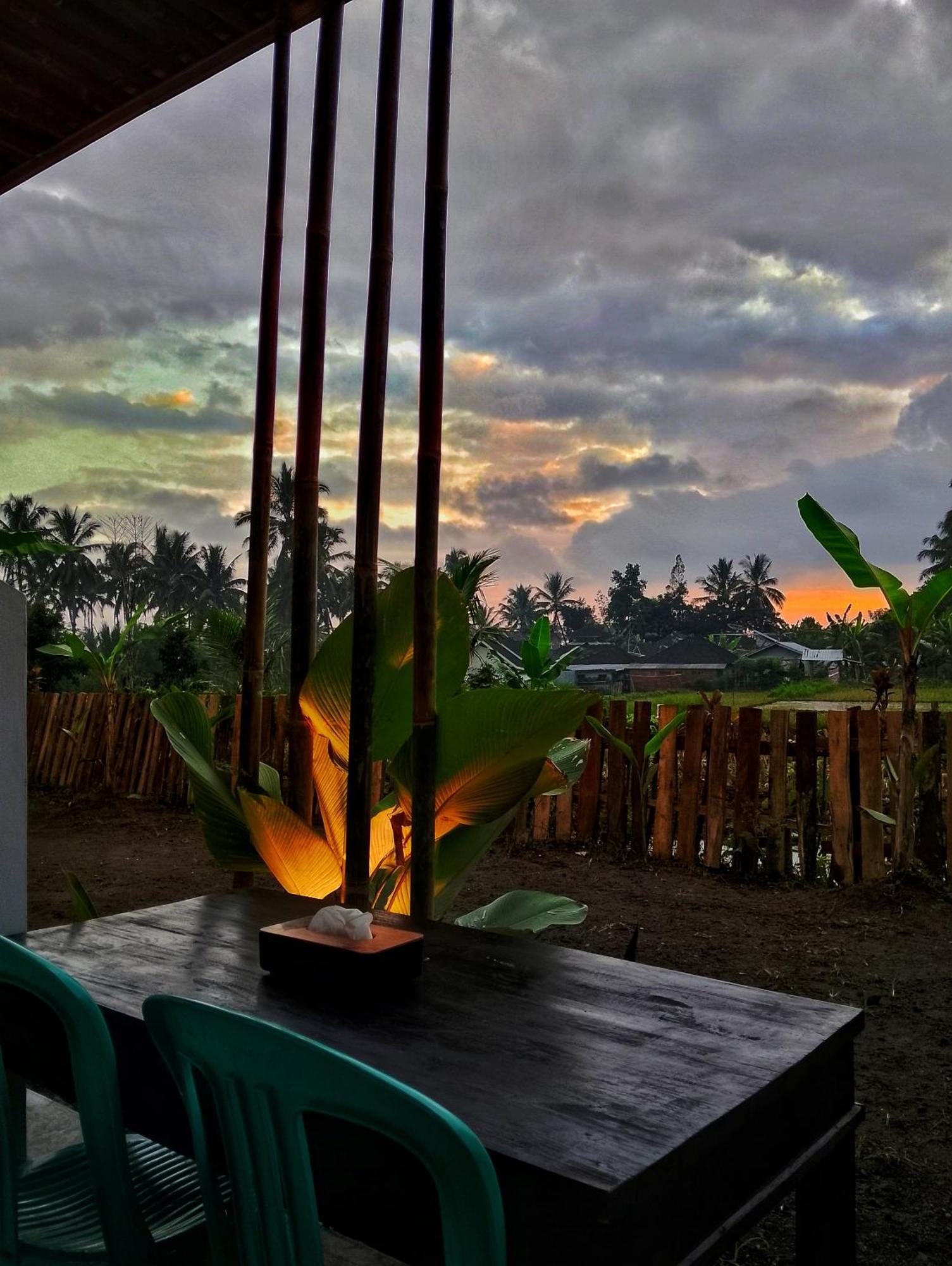 Alfarizi Homestay Tetebatu Exterior foto
